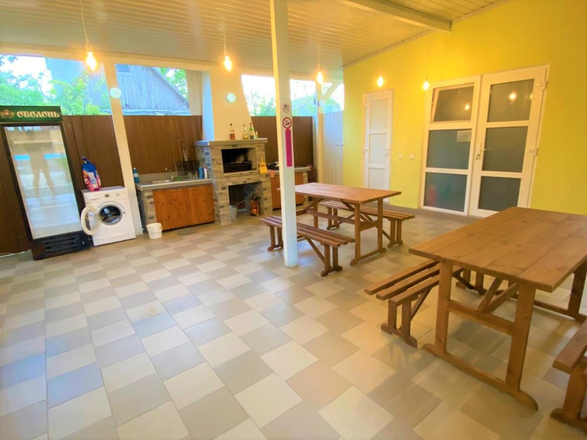 الشقق الفندقية زاتوكافي  Solnechnaia Dacha المظهر الخارجي الصورة
