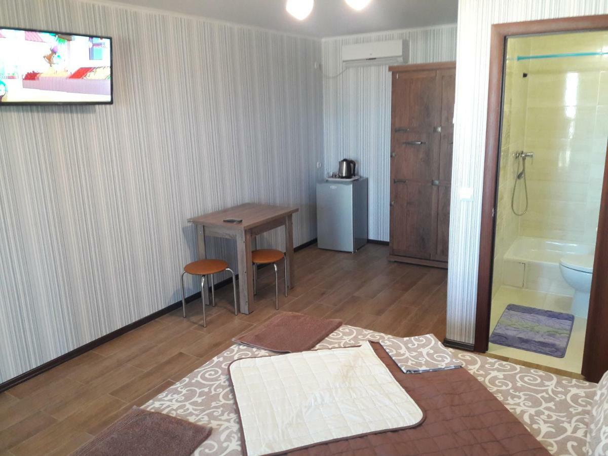 الشقق الفندقية زاتوكافي  Solnechnaia Dacha المظهر الخارجي الصورة
