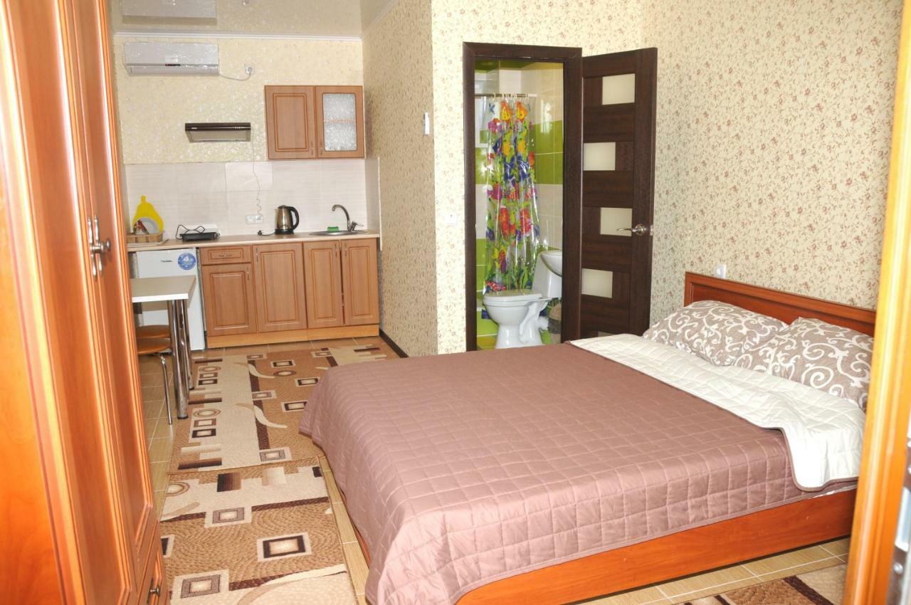 الشقق الفندقية زاتوكافي  Solnechnaia Dacha المظهر الخارجي الصورة