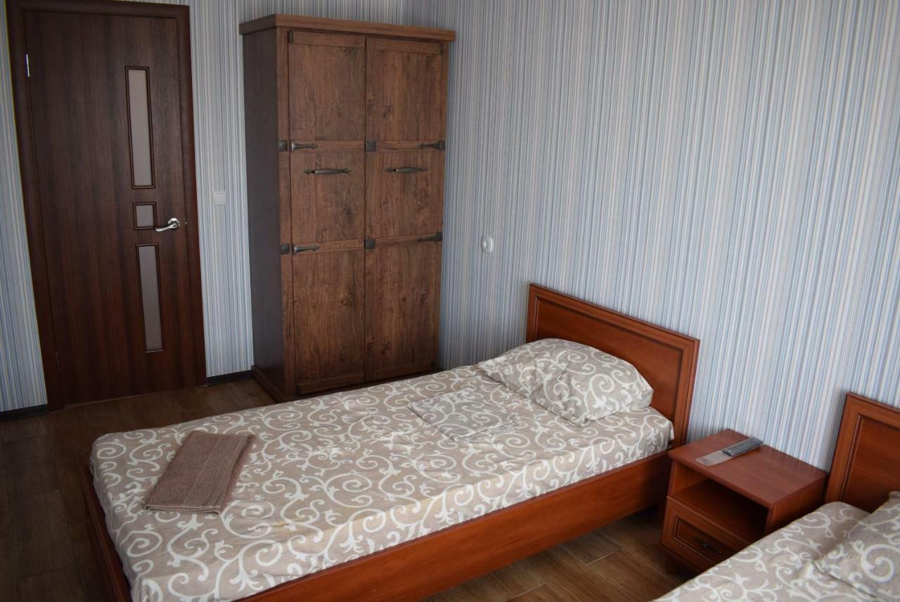 الشقق الفندقية زاتوكافي  Solnechnaia Dacha المظهر الخارجي الصورة